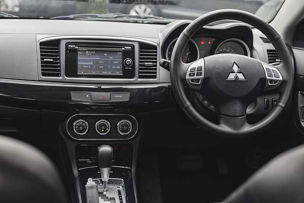 2013 Mitsubishi Lancer LX CJ