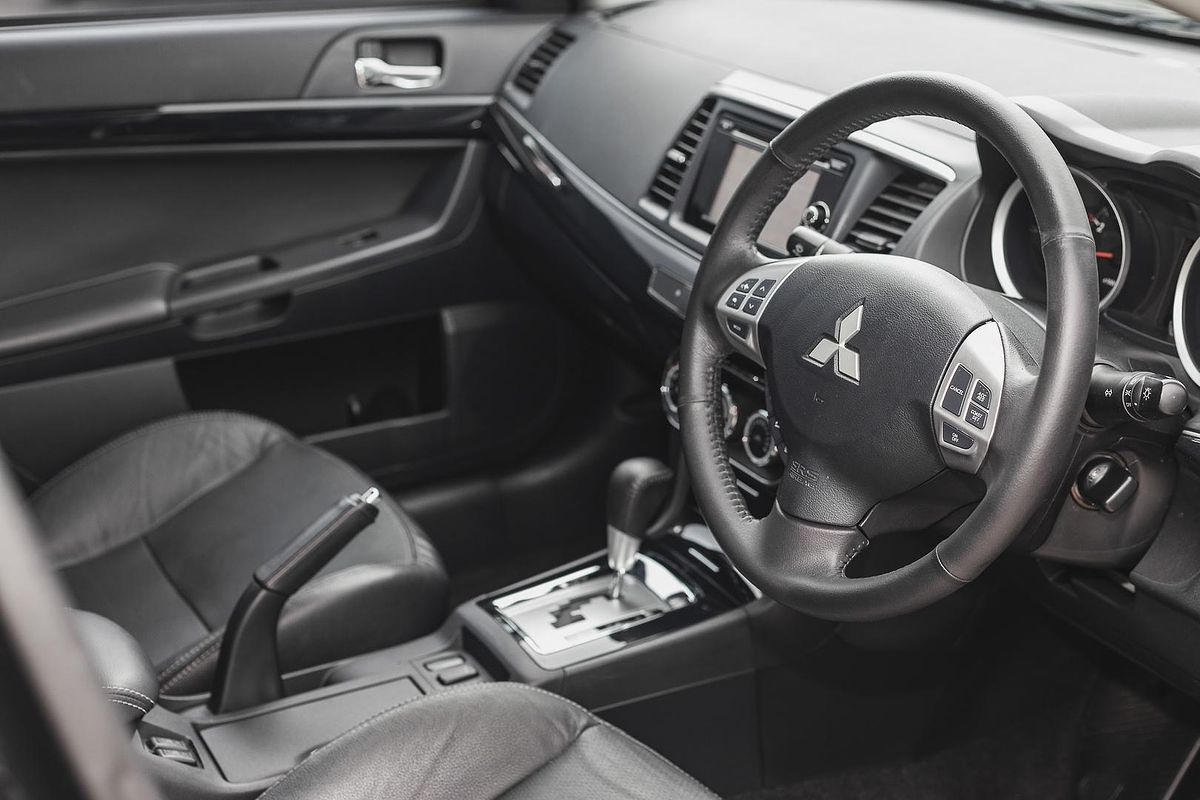 2013 Mitsubishi Lancer LX CJ