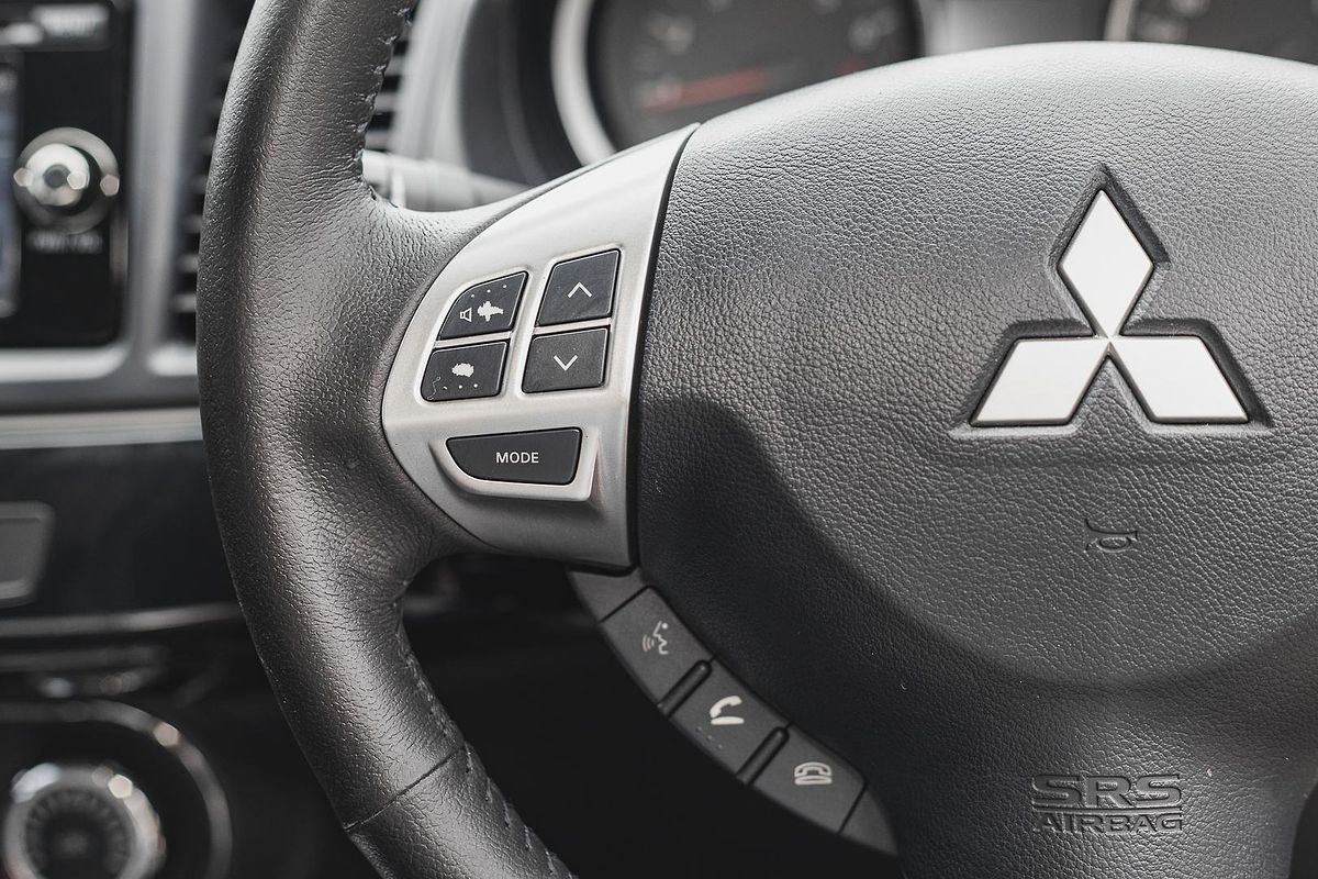 2013 Mitsubishi Lancer LX CJ