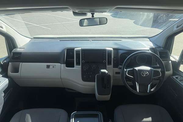 2022 Toyota Hiace Commuter GDH322R