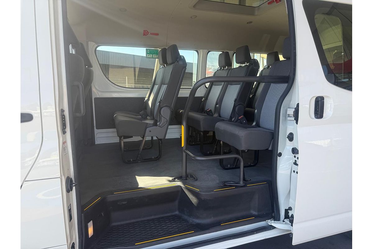 2022 Toyota Hiace Commuter GDH322R