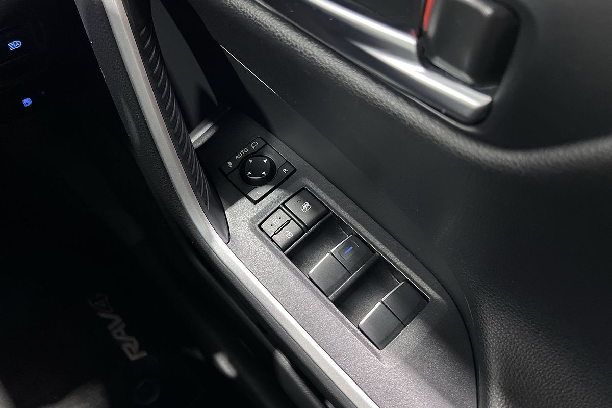 2020 Toyota RAV4 Cruiser AXAH52R