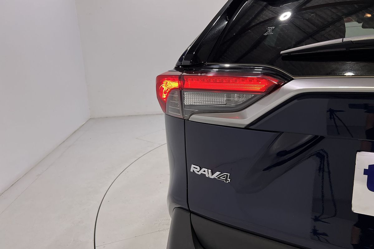 2020 Toyota RAV4 Cruiser AXAH52R