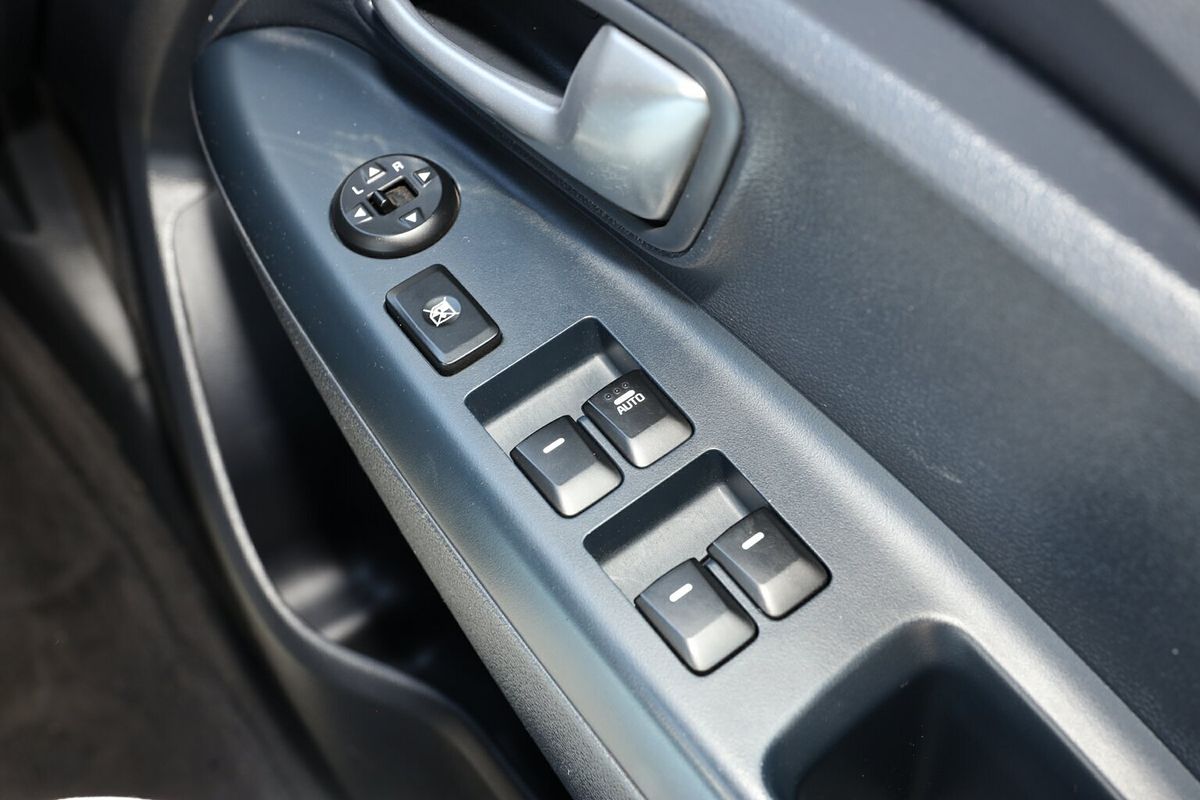 2016 Kia Rio S UB