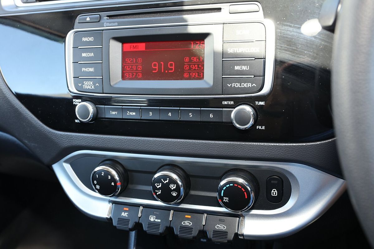 2016 Kia Rio S UB