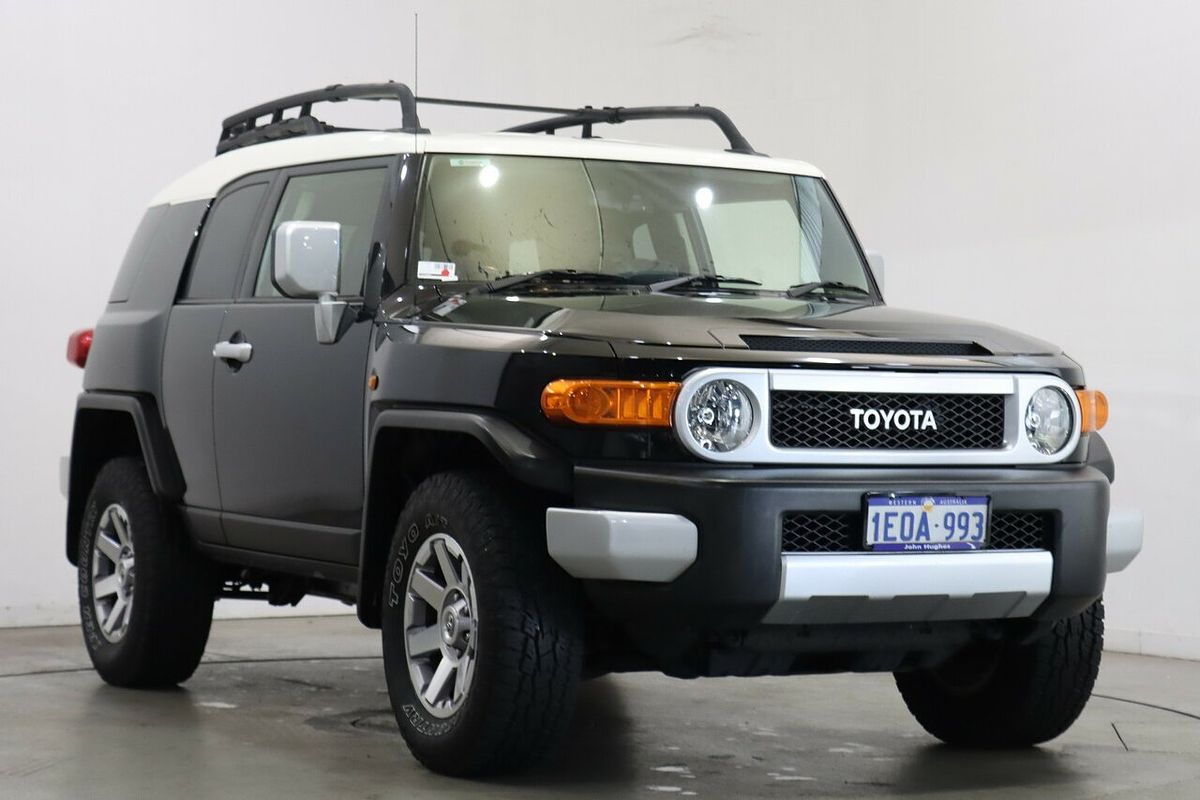 2014 Toyota FJ Cruiser GSJ15R
