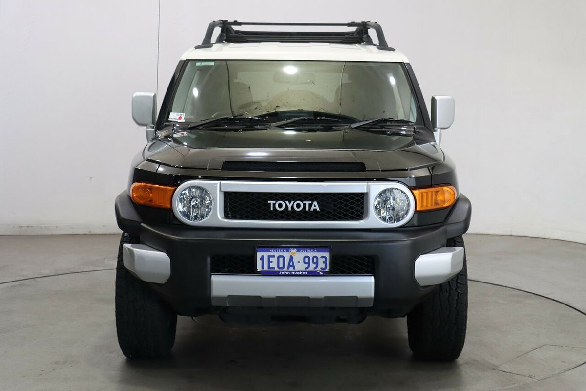 2014 Toyota FJ Cruiser GSJ15R