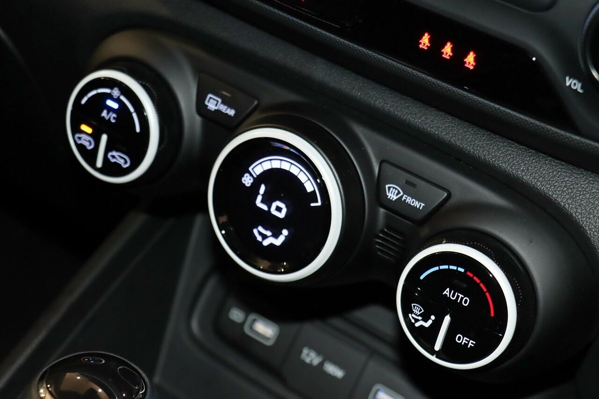 2021 Hyundai Venue Elite QX.V3