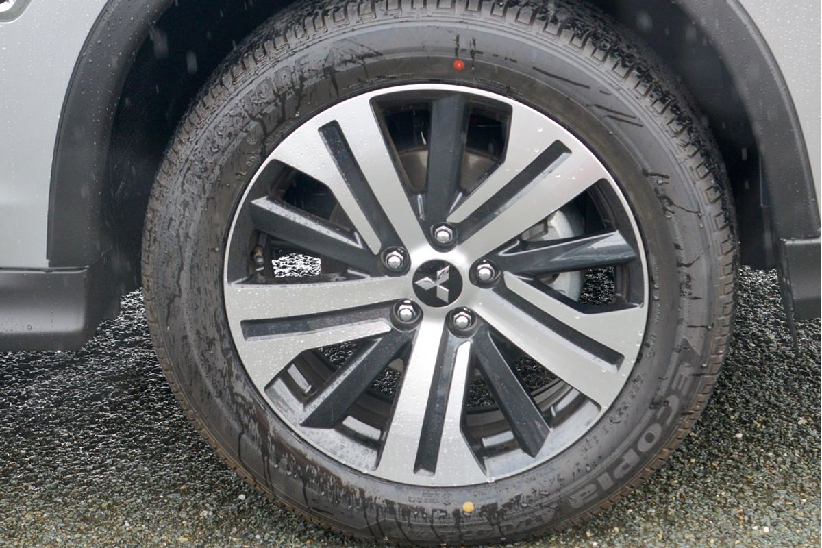 2024 Mitsubishi ASX Exceed XD