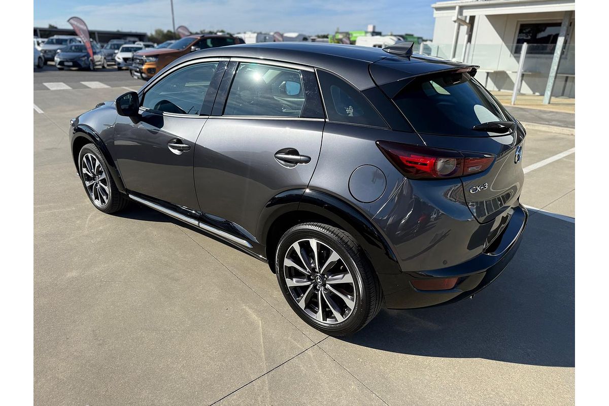 2022 Mazda CX-3 sTouring DK