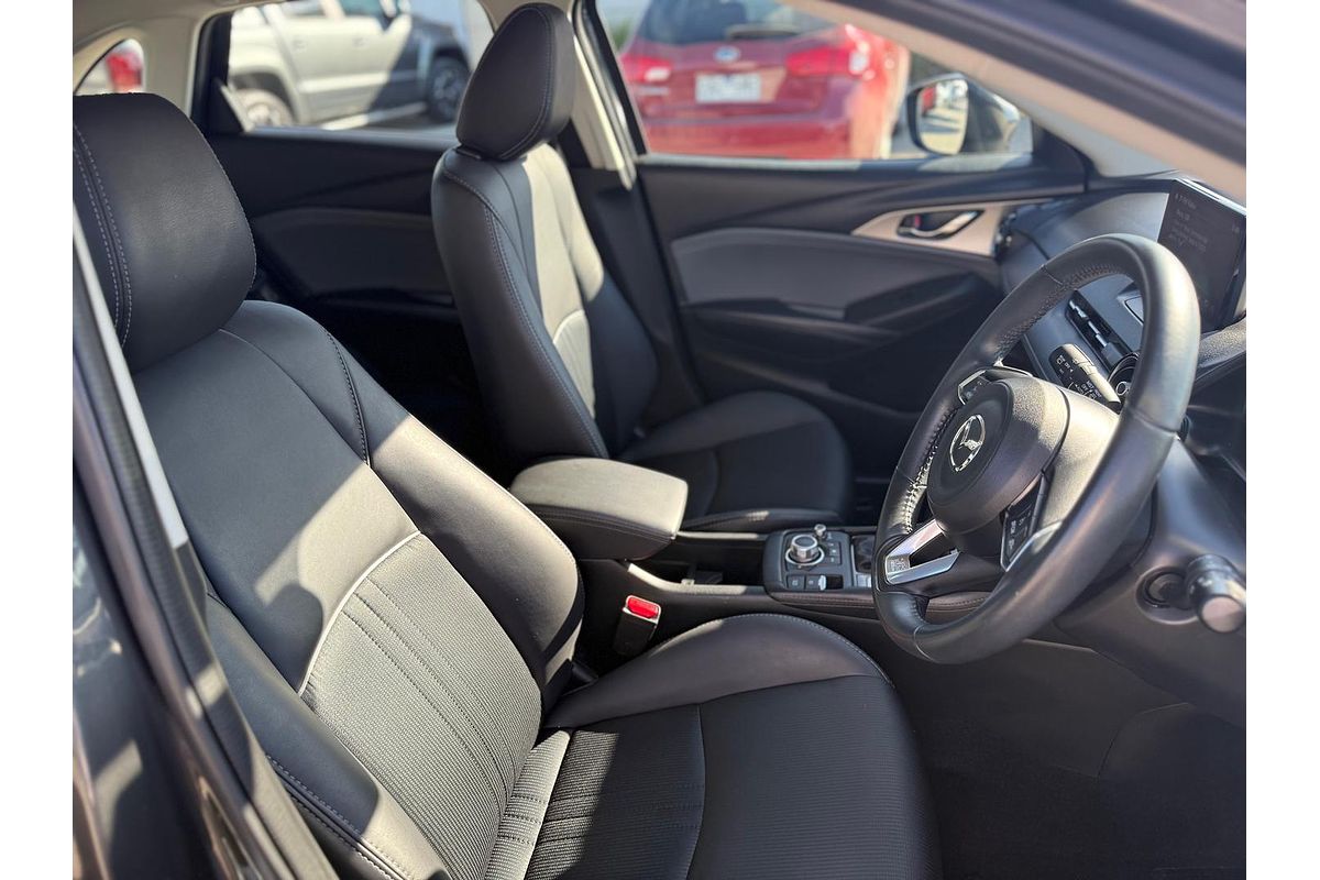 2022 Mazda CX-3 sTouring DK