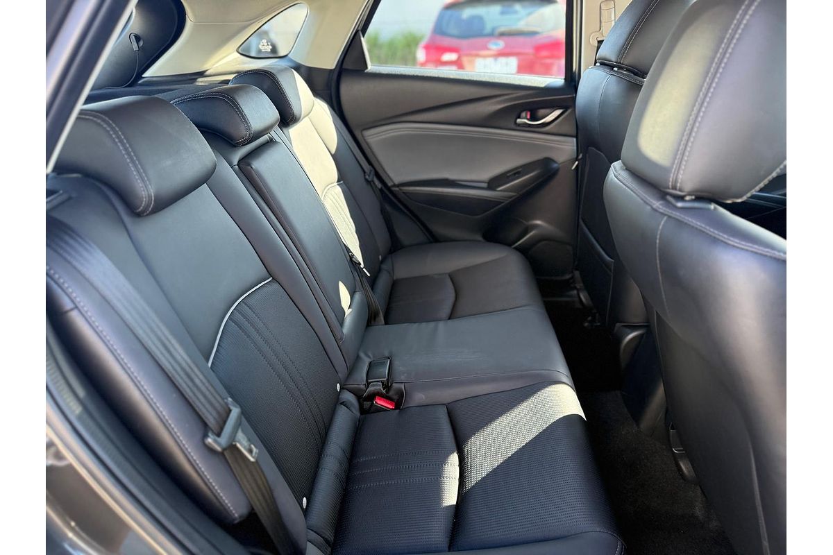 2022 Mazda CX-3 sTouring DK