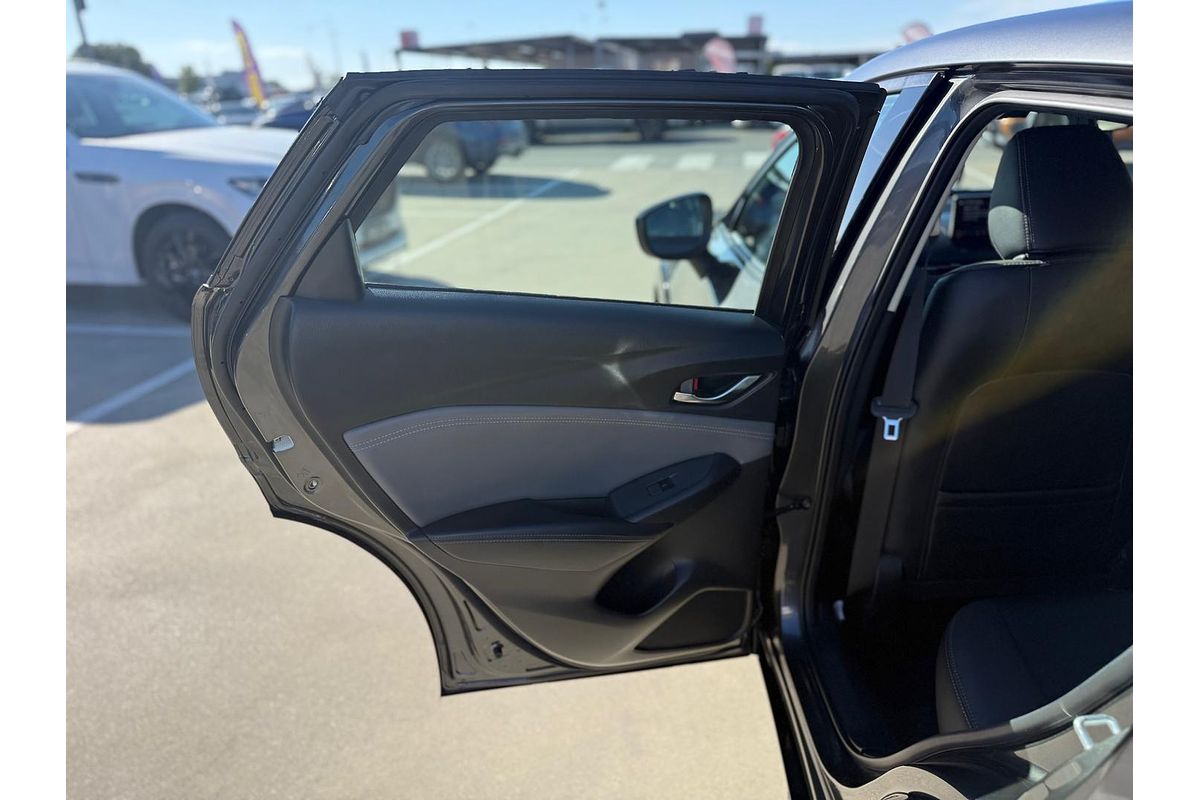 2022 Mazda CX-3 sTouring DK