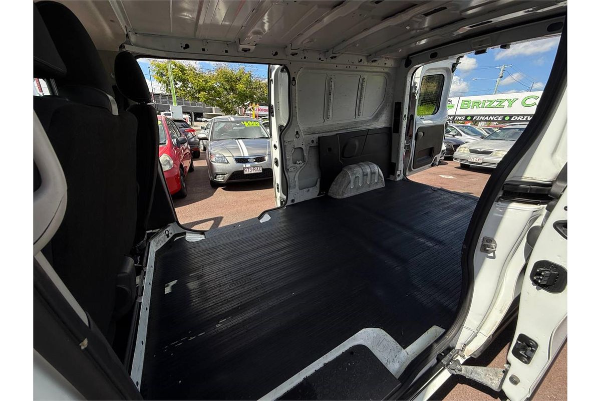 2021 Mitsubishi EXPRESS GLX LWB (MULTIMEDIA/NAVI) SN MY22