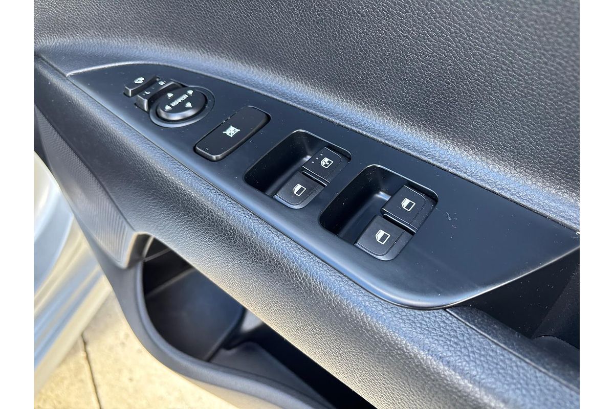 2019 Kia Rio S YB