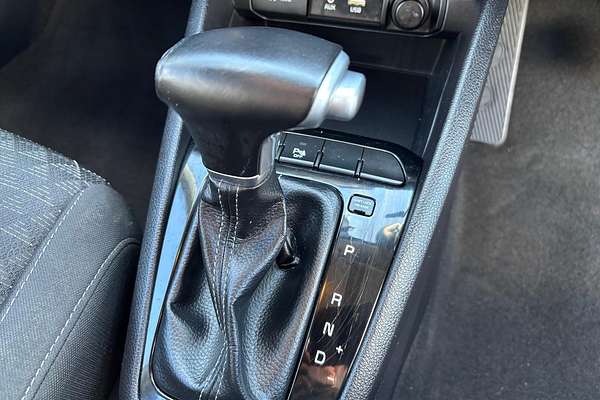 2019 Kia Rio S YB