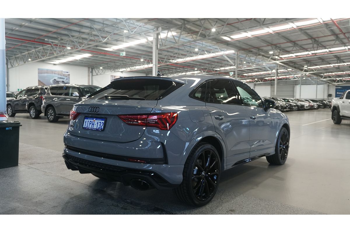 2023 Audi RS Q3 F3