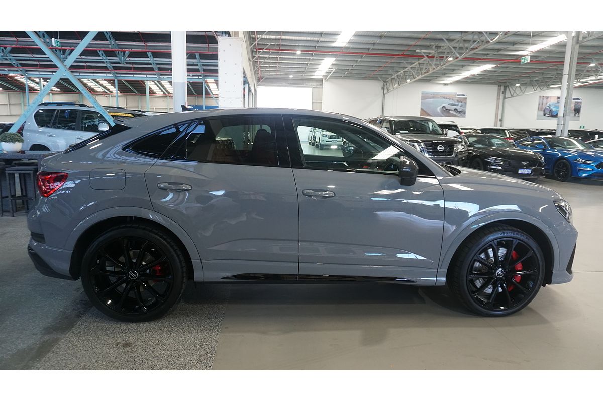 2023 Audi RS Q3 F3