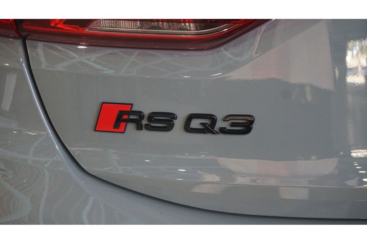 2023 Audi RS Q3 F3