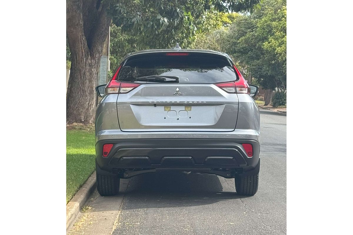 2024 Mitsubishi Eclipse Cross LS Black Edition YB