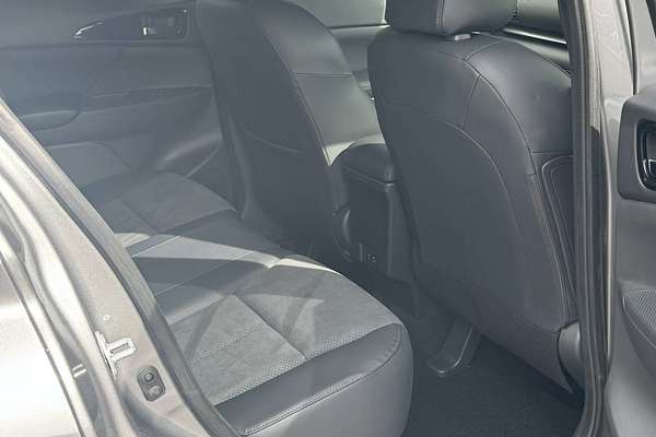 2024 Mitsubishi Eclipse Cross LS Black Edition YB