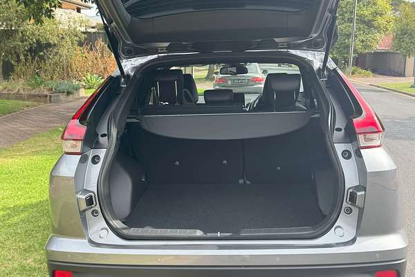 2024 Mitsubishi Eclipse Cross LS Black Edition YB