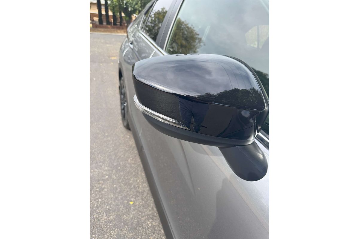 2024 Mitsubishi Eclipse Cross LS Black Edition YB