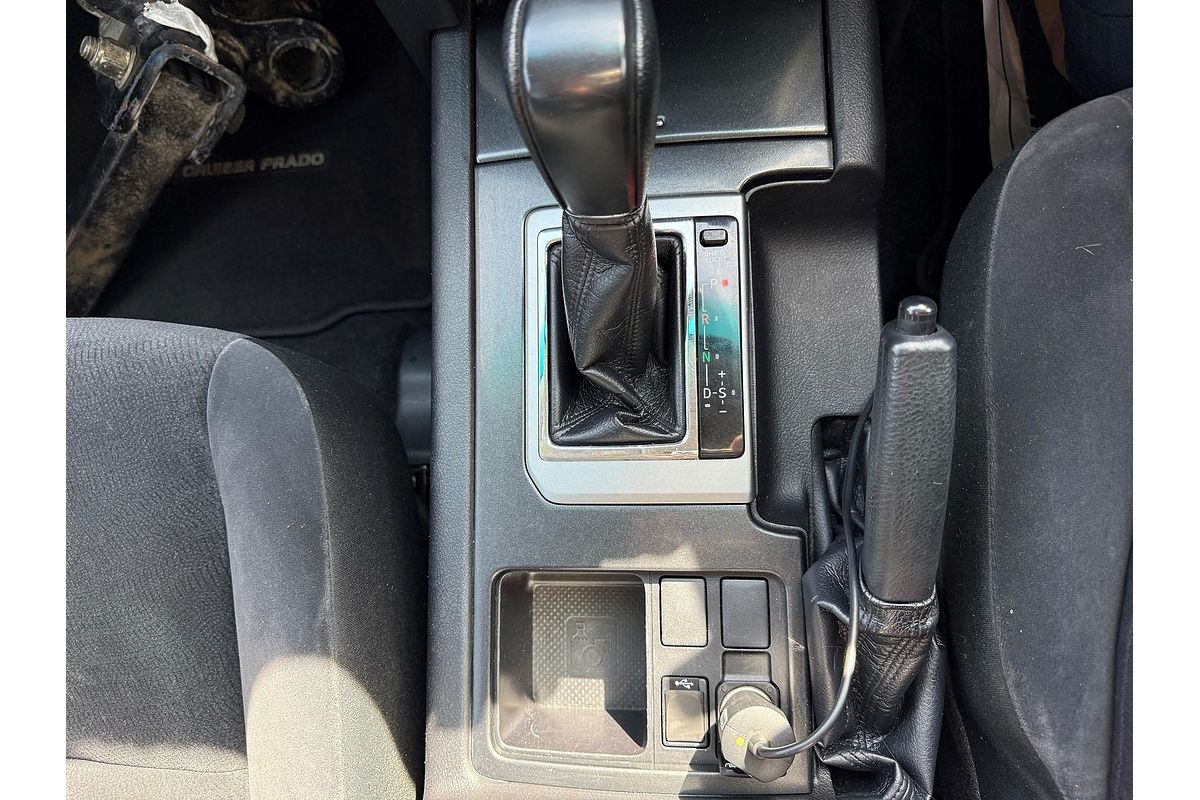 2017 Toyota Landcruiser Prado GX GDJ150R