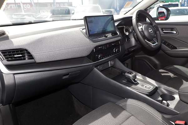 2024 Nissan QASHQAI ST-L J12