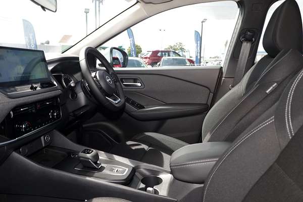 2024 Nissan QASHQAI ST-L J12
