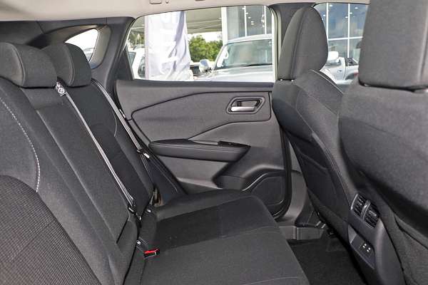 2024 Nissan QASHQAI ST-L J12