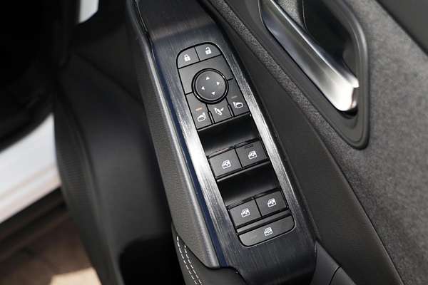 2024 Nissan QASHQAI ST-L J12