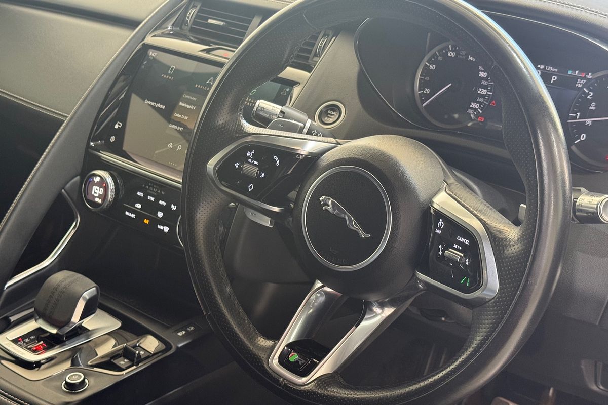 2022 Jaguar E-PACE P250 R-Dynamic S X540