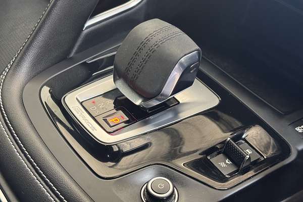 2022 Jaguar E-PACE P250 R-Dynamic S X540