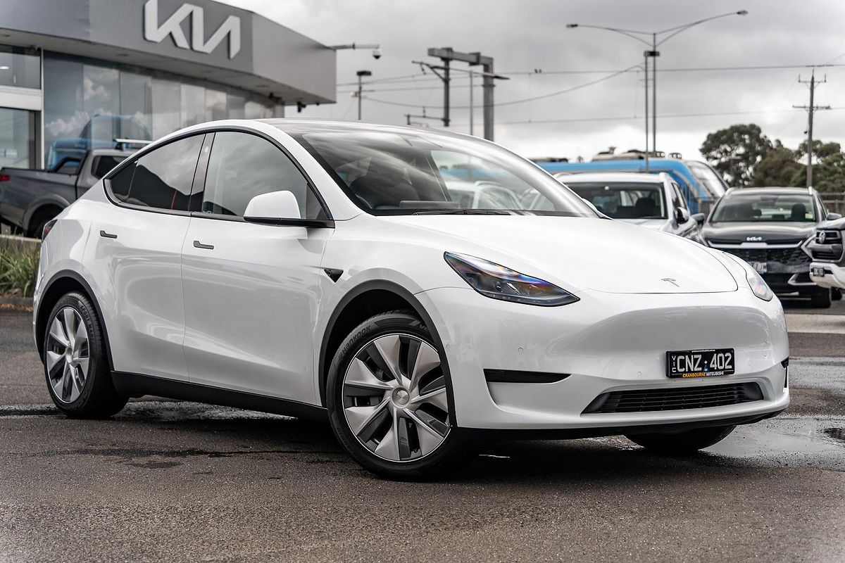 2023 Tesla Model Y Rear-Wheel Drive
