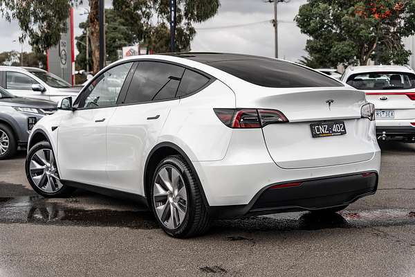 2023 Tesla Model Y Rear-Wheel Drive