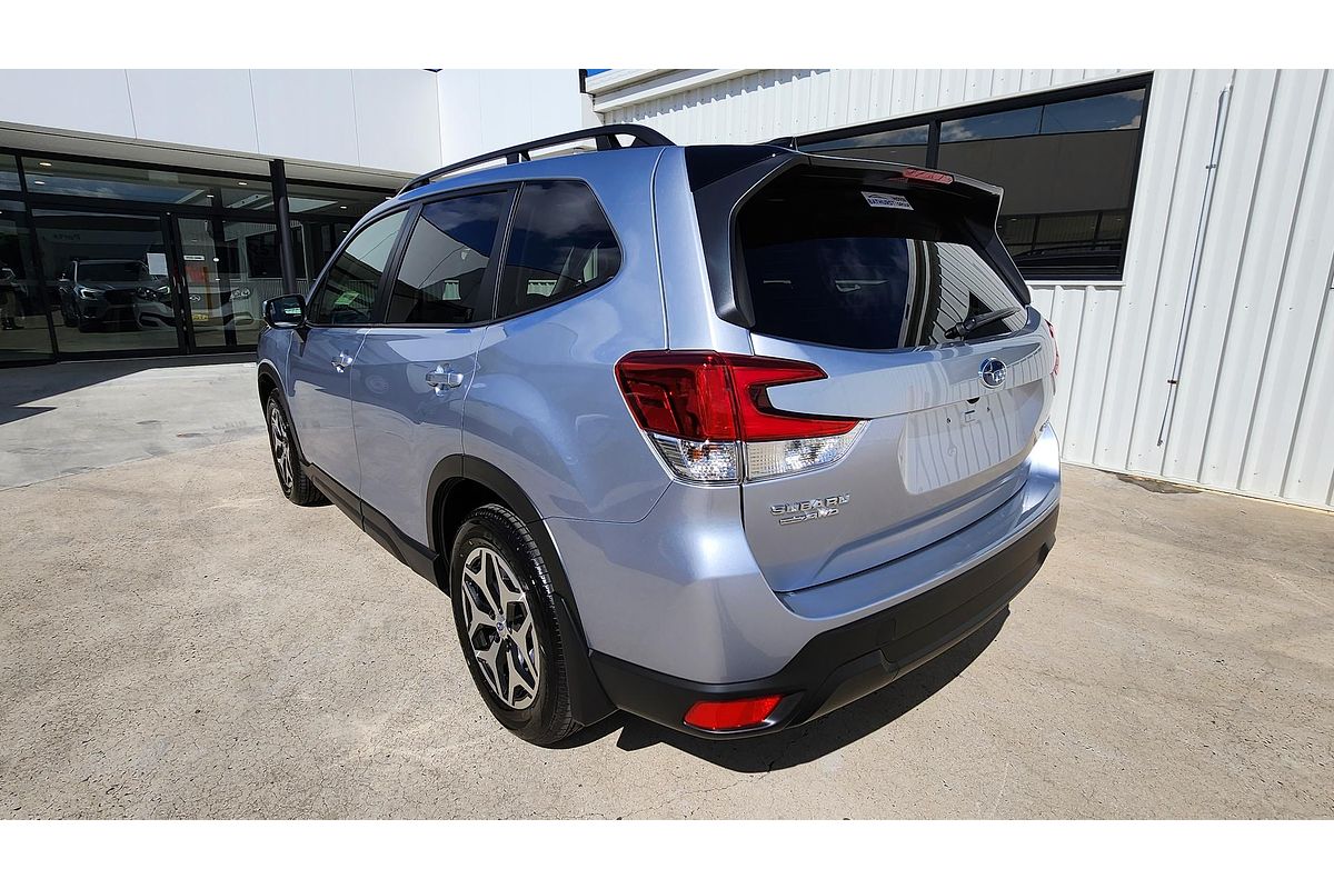 2025 Subaru Forester 2.5i Luxury Special Edition S5