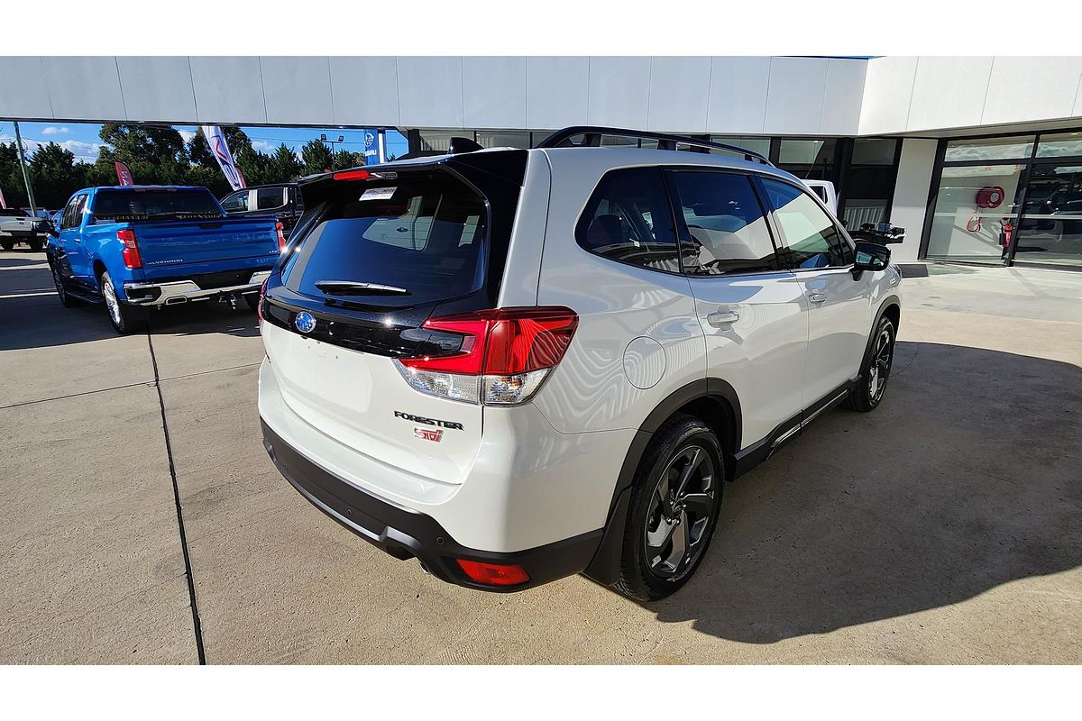 2025 Subaru Forester STI Sport S5
