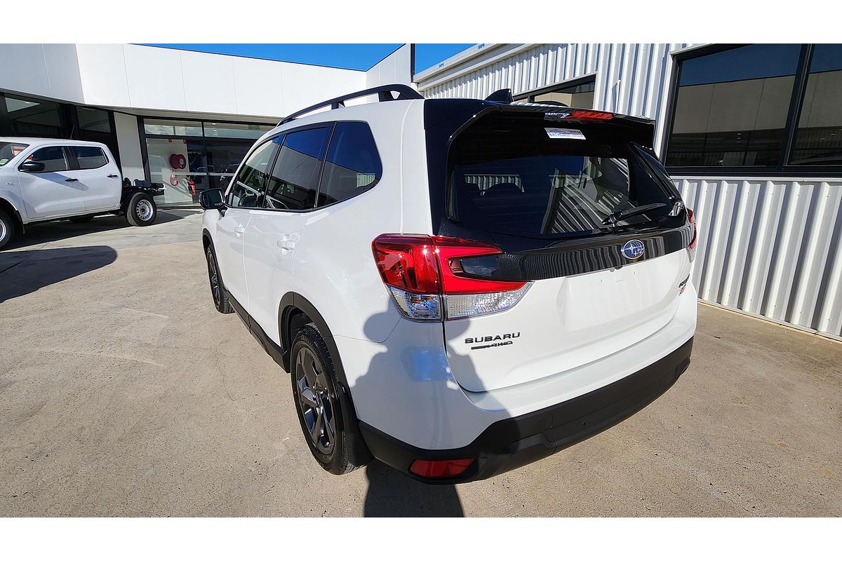 2025 Subaru Forester STI Sport S5