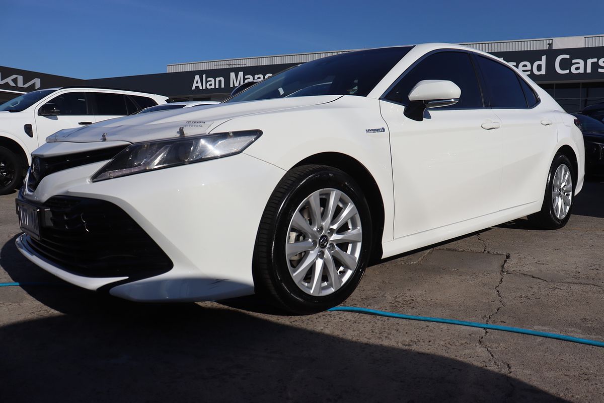 2018 Toyota Camry Ascent AXVH71R