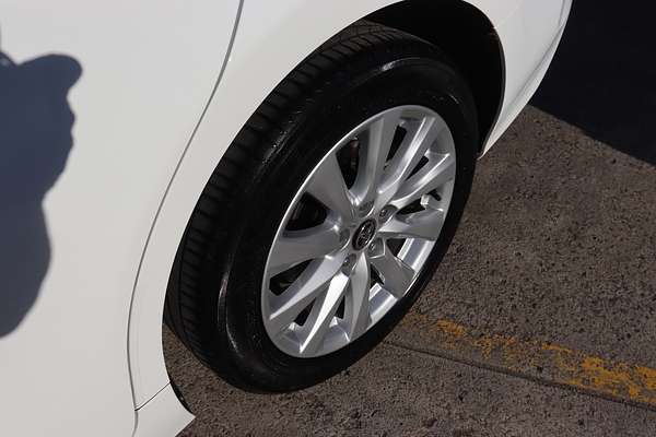 2018 Toyota Camry Ascent AXVH71R