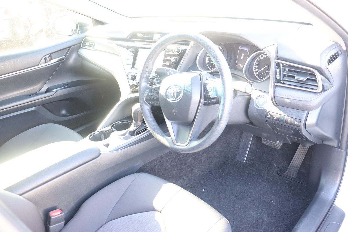 2018 Toyota Camry Ascent AXVH71R