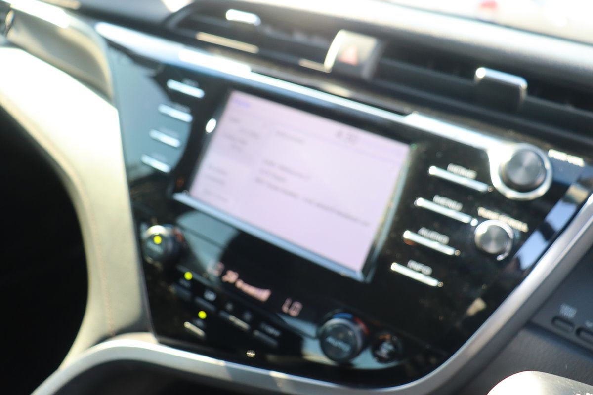 2018 Toyota Camry Ascent AXVH71R
