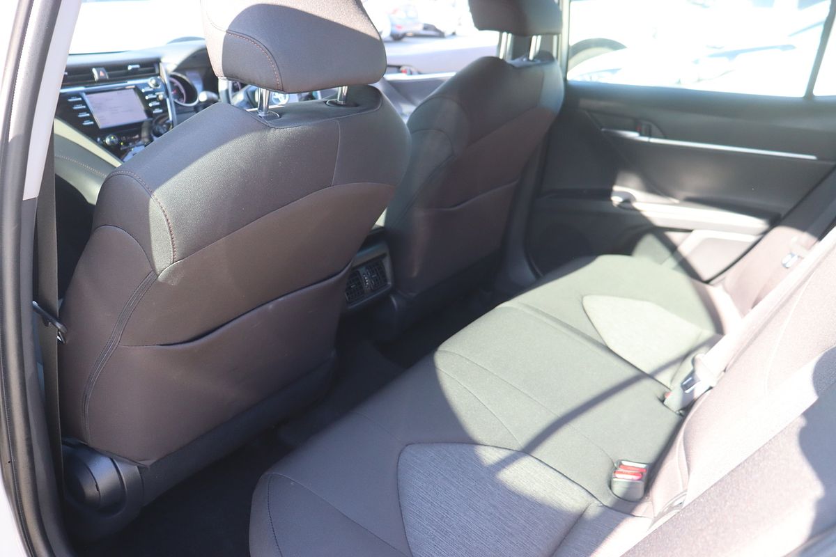 2018 Toyota Camry Ascent AXVH71R