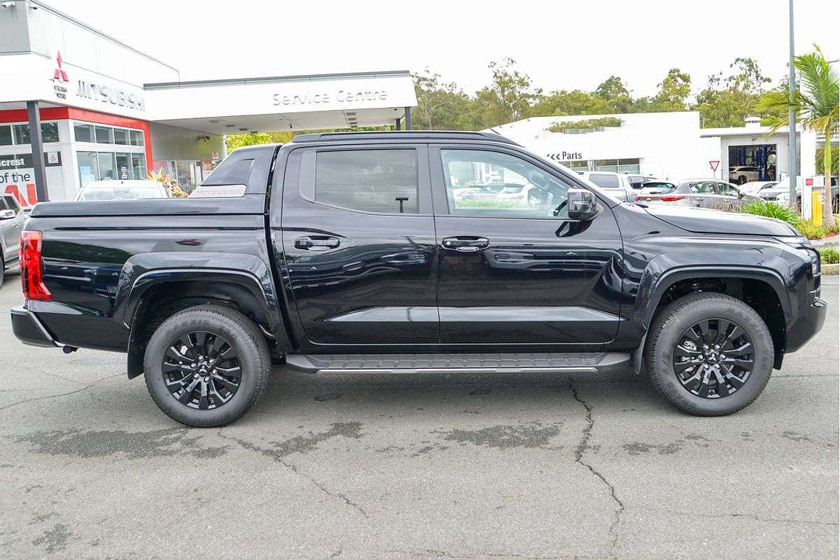 2024 Mitsubishi Triton GSR MV 4X4