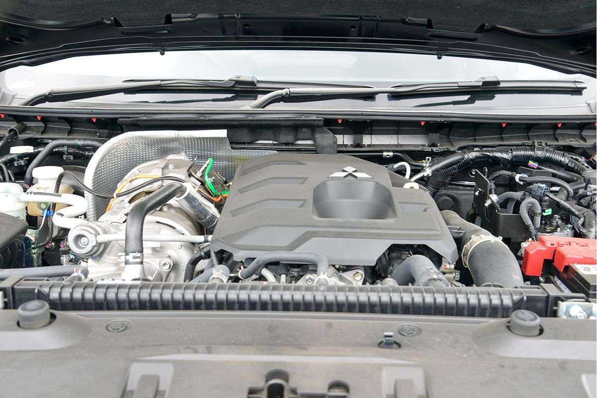 2024 Mitsubishi Triton GSR MV 4X4