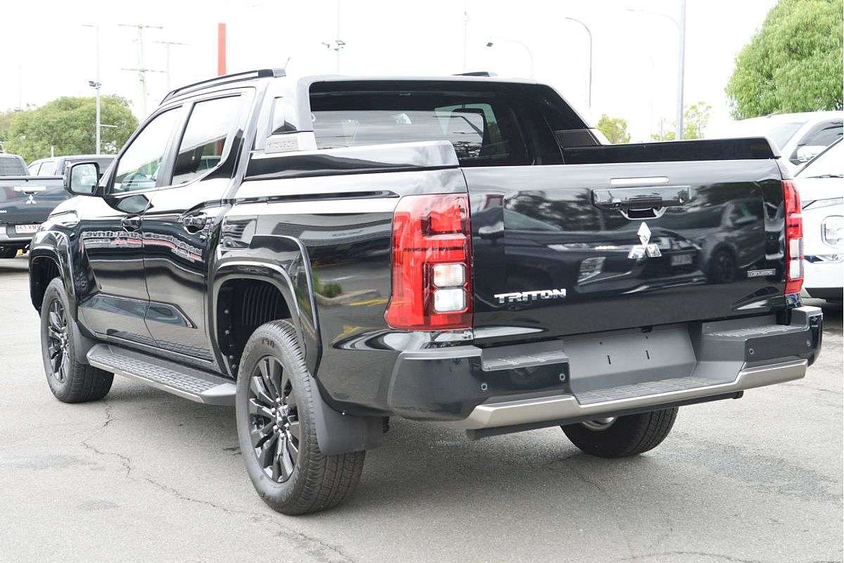 2024 Mitsubishi Triton GSR MV 4X4