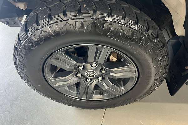 2021 Toyota Hilux SR GUN126R 4X4
