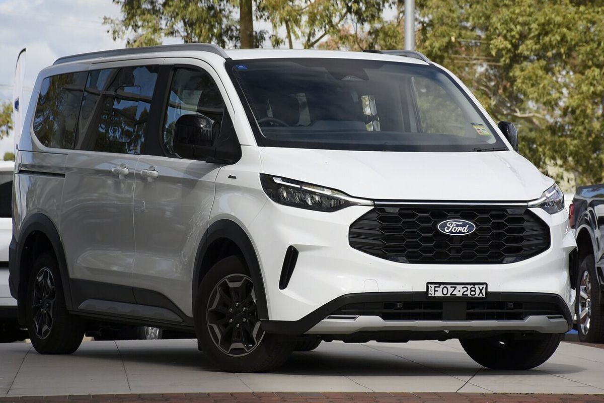 2024 Ford Tourneo Active AV SWB