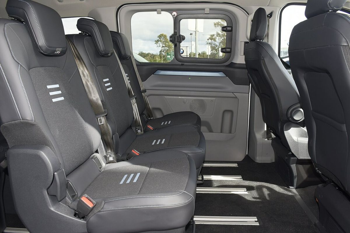 2024 Ford Tourneo Active AV SWB